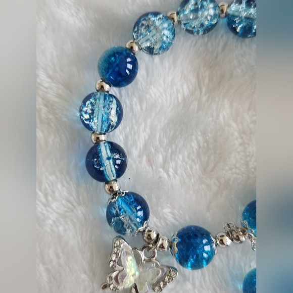 Blue Beaded Butterfly Elastic Charm Bracelet - Picture 2 of 9